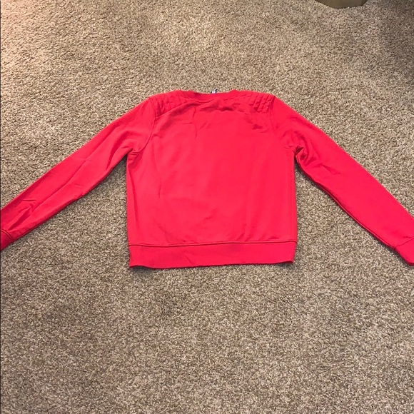Amy & Ivy Red Graphic Pullover Sweatshirt Size L - Picture 8 of 8